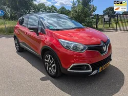 Rood Gebruikt 2015 Renault Captur SUV | € 6.495 (Eerlijke prijs)
