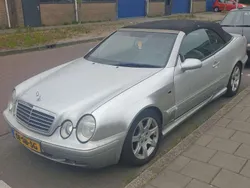 Zilver Gebruikt 2000 Mercedes CLK230 Elegance Cabriolet | € 1.950