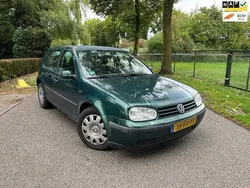 Groen Gebruikt 2000 VW Golf IV Comfortline | € 650 (Goede deal)
