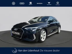 Zwart, metallic lak Gebruikt 2023 Audi A3 S-Line Sedan | € 33.750 (Eerlijke prijs)