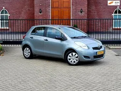 Grijs Gebruikt 2010 Toyota Yaris Hatchback | € 4.899 (Eerlijke prijs)