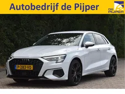 Wit Gebruikt 2022 Audi A3 Business Hatchback | € 25.955 (Eerlijke prijs)