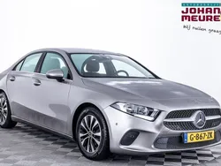 Grijs Gebruikt 2020 Mercedes A200 Business Sedan | € 24.900 (Super prijs)