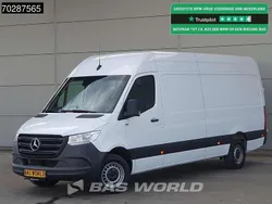 Wit Gebruikt 2023 Mercedes Sprinter Van | € 29.900