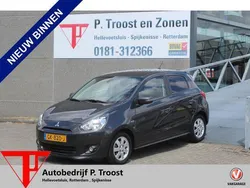 Grijs, metallic lak Gebruikt 2015 Mitsubishi Space Star Intense Hatchback | € 5.950 (Eerlijke prijs)