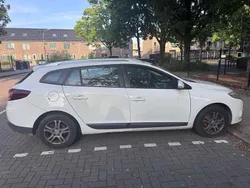 Wit Gebruikt 2010 Renault Mégane GrandTour Expression Stationwagen | € 1.500 (Goede deal)