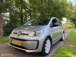 Grijs Gebruikt 2018 VW up! move up! Hatchback | € 7.750 (Super prijs)