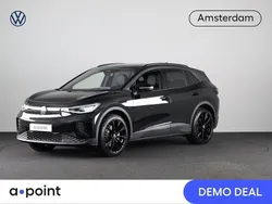 Zwart, metallic lak Gebruikt 2024 VW ID.4 Pro SUV | € 43.449 (Duur)