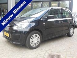 Zwart Gebruikt 2015 VW up! move up! Hatchback | € 7.350 (Eerlijke prijs)
