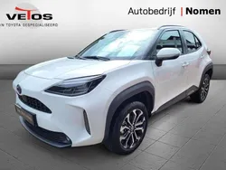 Wit Nieuw 2025 Toyota Yaris Cross SUV | € 33.686 (Eerlijke prijs)