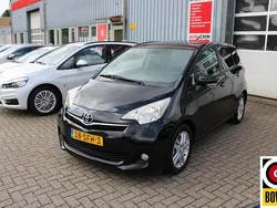 Zwart Gebruikt 2011 Toyota Verso-S MPV | € 6.900 (Eerlijke prijs)