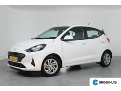 Wit Gebruikt 2024 Hyundai i10 Comfort Hatchback | € 16.895 (Eerlijke prijs)
