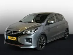 Grijs metallic Gebruikt 2020 Mitsubishi Space Star Instyle Hatchback | € 16.950 (Iets duurder)