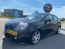 Zwart Gebruikt 2016 Alfa Romeo Giulietta Super Hatchback | € 5.250