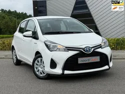 Wit Gebruikt 2016 Toyota Yaris Hatchback | € 11.850 (Super prijs)