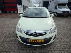 Groen Gebruikt 2011 Opel Corsa Edition Hatchback | € 3.999 (Eerlijke prijs)