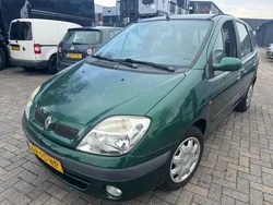 Groen Gebruikt 2000 Renault Scénic MPV | € 799 (Eerlijke prijs)