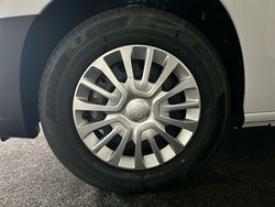 Wit Nieuw 2025 Toyota Proace City City Van | € 19.950