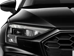 Zwart Gebruikt 2021 Audi A3 Sportback Competition Hatchback | € 29.840 (Eerlijke prijs)