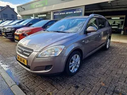 Beige, metallic lak Gebruikt 2008 Kia Ceed Stationwagen | € 2.650 (Eerlijke prijs)