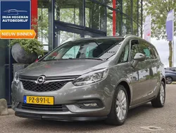 Grijs Gebruikt 2017 Opel Zafira Innovation MPV | € 15.890 (Eerlijke prijs)