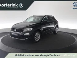 Zwart Gebruikt 2020 VW T-Roc Style SUV | € 23.950 (Eerlijke prijs)