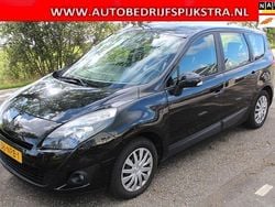 Zwart Gebruikt 2010 Renault Grand Scénic III Expression MPV | € 2.650 (Iets duurder)