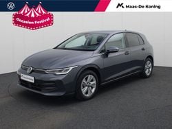 Grijs Gebruikt 2024 VW Golf VIII Life Hatchback | € 29.880 (Goede deal)