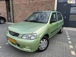 Groen Gebruikt 2002 Mazda Demio Exclusive MPV | € 1.999