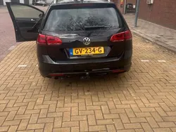 Zwart Gebruikt 2015 VW Golf VII R-line Stationwagen | € 6.000 (Goede deal)