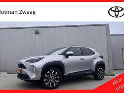 Grijs Gebruikt 2024 Toyota Yaris Cross SUV | € 29.499 (Eerlijke prijs)