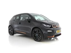 Fluid black mit akzent ecopper (zwart metallic) Gebruikt 2020 BMW i3 Comfort Edition Hatchback | € 20.445 (Eerlijke prijs)