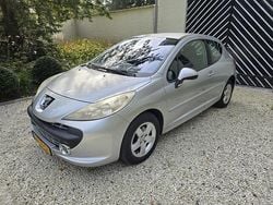 Grijs Gebruikt 2006 Peugeot 207 Hatchback | € 945 (Goede deal)