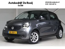 Grijs Gebruikt 2017 Smart ForFour Pure Hatchback | € 9.950 (Eerlijke prijs)