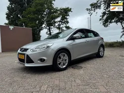 Grijs Gebruikt 2014 Ford Focus Titanium Hatchback | € 6.999 (Eerlijke prijs)