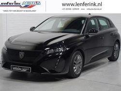 Zwart Gebruikt 2022 Peugeot 308 Style Hatchback | € 21.450 (Eerlijke prijs)