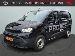 Zwart Nieuw 2024 Toyota Proace City Van | € 25.895 (Goede deal)