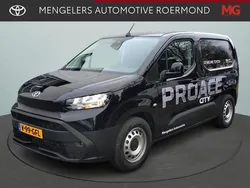 Zwart Nieuw 2024 Toyota Proace City Van | € 34.950 (Duur)
