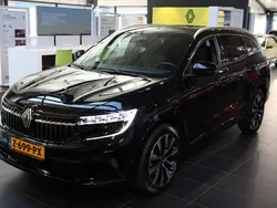 Donker zwart metallic Gebruikt 2024 Renault Espace Techno MPV | € 41.850