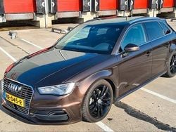 Gebruikt 2015 Audi e-tron SUV | € 12.750