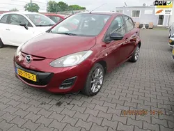 Rood Gebruikt 2012 Mazda 2 Hatchback | € 3.849 (Eerlijke prijs)