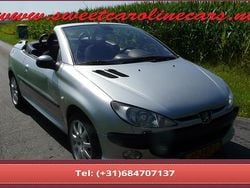 Grijs Gebruikt 2002 Peugeot 206 CC S Cabriolet | € 1.450 (Eerlijke prijs)