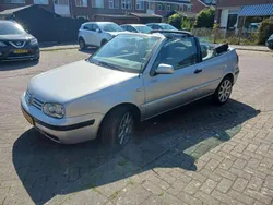 Zilver Gebruikt 2002 VW Golf Cabriolet Trendline Cabriolet | € 1.950 (Eerlijke prijs)