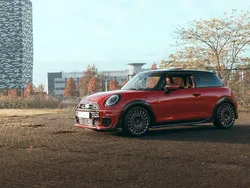 Rood Gebruikt 2024 Mini John Cooper Works Hatchback | € 51.500