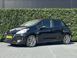 Zwart Gebruikt 2014 Peugeot 208 Active Hatchback | € 2.950 (Goede deal)