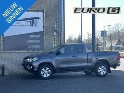Grijs Gebruikt 2019 Toyota HiLux Pickup | € 22.900 (Eerlijke prijs)