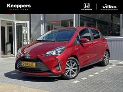 Rood Gebruikt 2019 Toyota Yaris Hybrid Hatchback | € 17.950 (Eerlijke prijs)