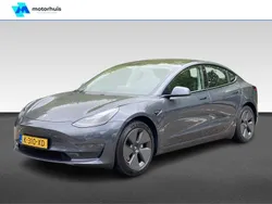 Grijs Gebruikt 2021 Tesla Model 3 Long Range Sedan | € 26.875 (Eerlijke prijs)