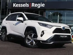 Wit, metallic lak Gebruikt 2021 Toyota RAV4 SUV | € 34.950 (Eerlijke prijs)