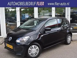 Zwart Gebruikt 2015 VW up! Executive Hatchback | € 4.750 (Goede deal)